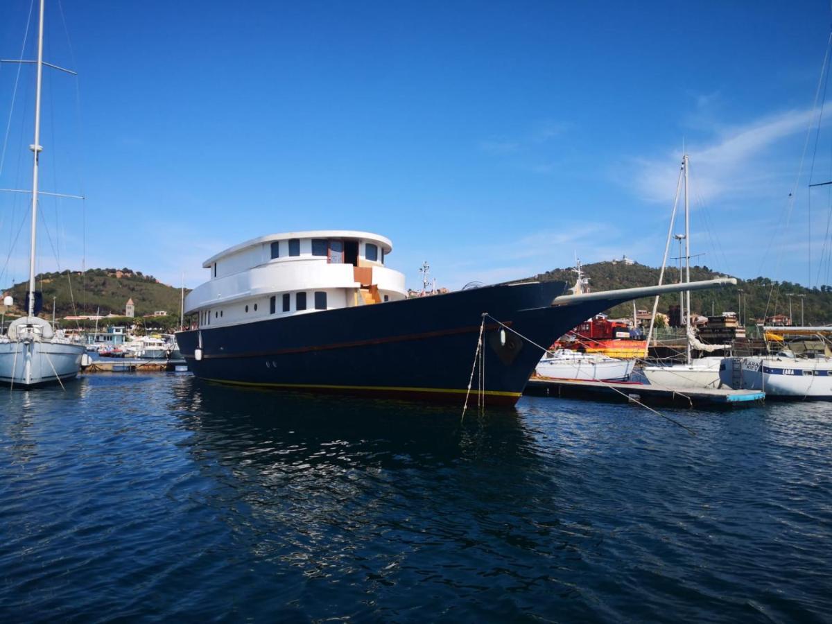 וילאפוצו Classic Yacht Yanika Yachting Watersport Ets מראה חיצוני תמונה