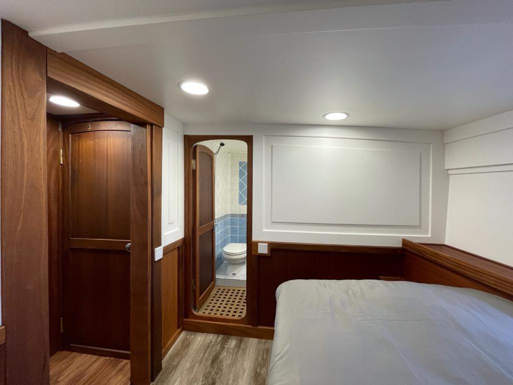 וילאפוצו Classic Yacht Yanika Yachting Watersport Ets מראה חיצוני תמונה